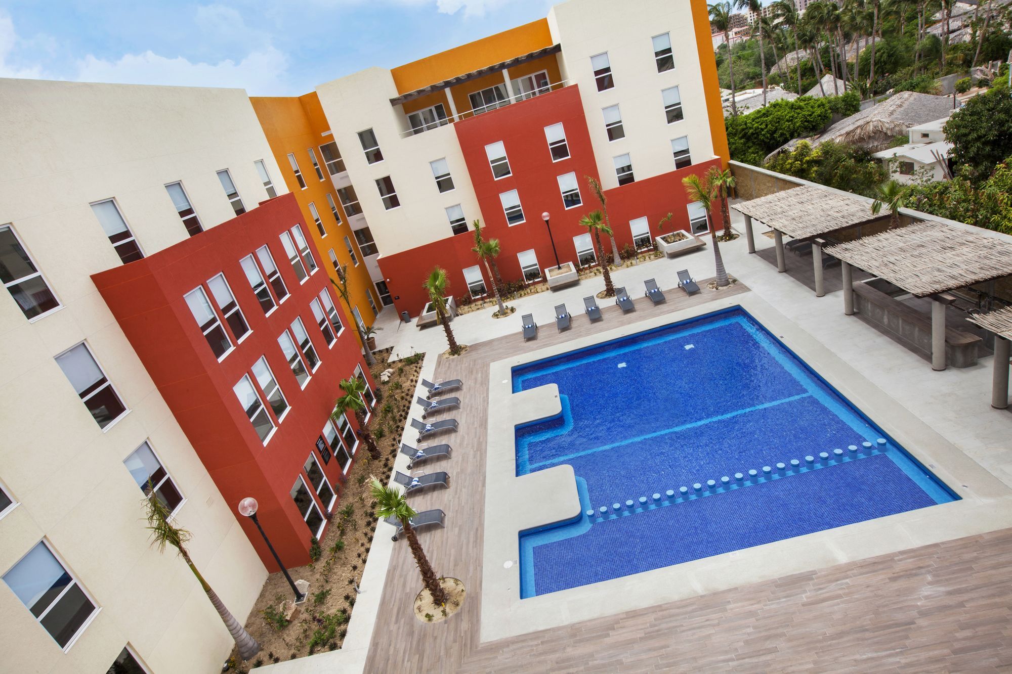 City Express Plus By Marriott Cancun Aeropuerto Riviera Екстериор снимка